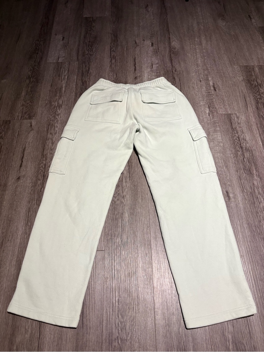 Women’s Aritzia Mega Fit Cargo Jogger XS